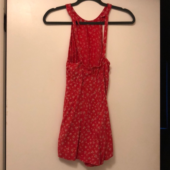 Patterned romper. - Picture 2 of 2